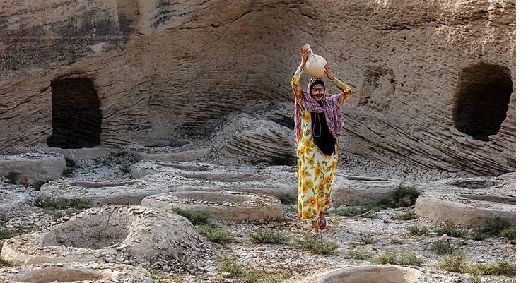 چاه های تلا لافت-چاه های تلا-چاه های تلا جزیره قشم-عکس چاه های تلا در قشم-چاه های تلا در قشم-چاه های تل آب یا طلا