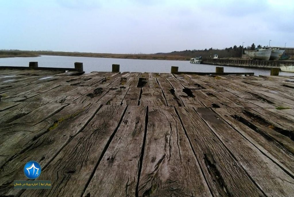 اسکله ماهیگیری و قایقرانی بندر کیاشهر ماهی گیری گیلان لی دریا کیاشهر ساحل پل جوبی کیاشهر (۲)