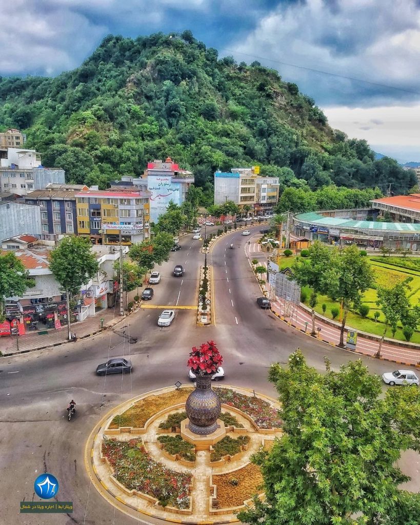 بام سبز لاهیجان در شب-بام لاهیجان -بام سبز لاهیجان کجاست-آدرس بام سبز لاهیجان-بام سبز لاهیجان چند پله دارد-تفریحات بام سبز لاهیجان- (۱)