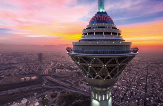 برج میلاد تهران-برج میلاد کجاست-برج میلاد چند متر است-برج میلاد در شب- برج میلاد