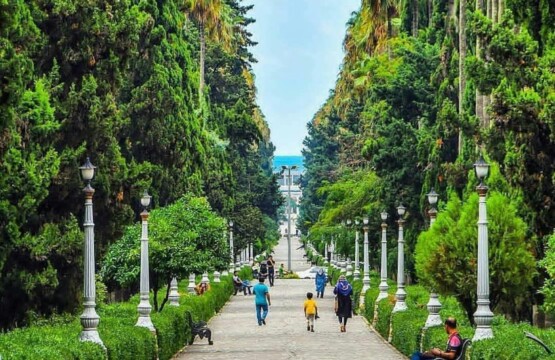 بلوار-کازینو-رامسر-تصاویر-بلوار-کازینو-جاذبه-گردشگری-رامسر-تاریخچه-بلوار-کازینو-2-819x1024