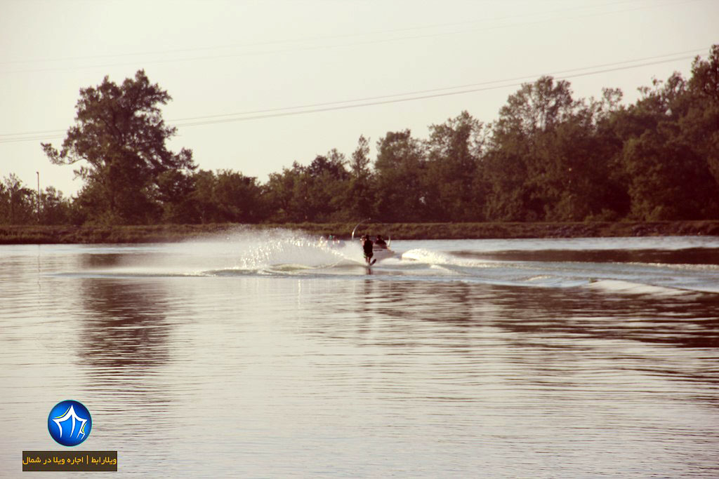 قایق سواری دریاچه آویدر