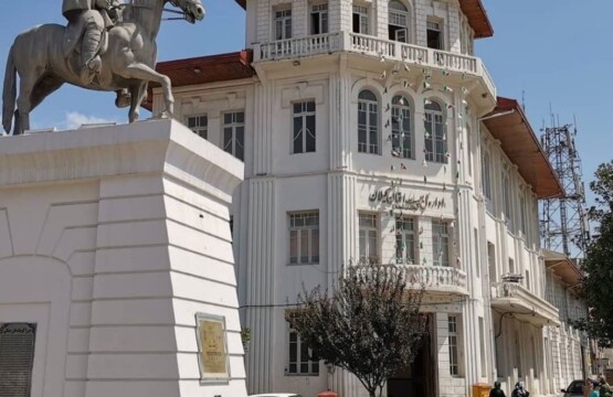عمارت پست میدان شهرداری رشت-عمارت تاریخی پست رشت کجاست-موزه پست رشت-عمارت پست-عمارت موزه پست عمارت تاریخی پست رشت (۱)