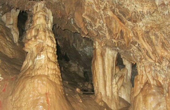 غار آویشو کجاست -غار آویشوی ماسال-غار آویشو ماسال گیلان-مسیر دسترسی به غار آویشوی-غار آویشوی۱ (۲)