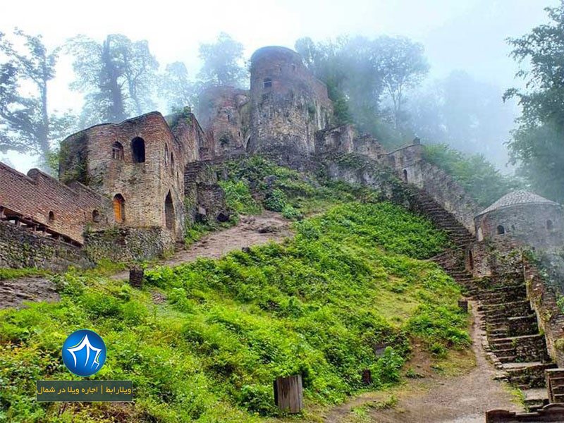 قلعه رودخان سلجوقیان - قلعه رودخان کجاست - قلعه رودخان تا ماسوله -قلعه رودخان در فصل پاییز - قلعه رودخان چند پله دارد - قلعه رودخان ماسوله