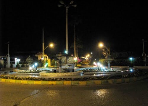 میدان اصلی شهرک لاکوده