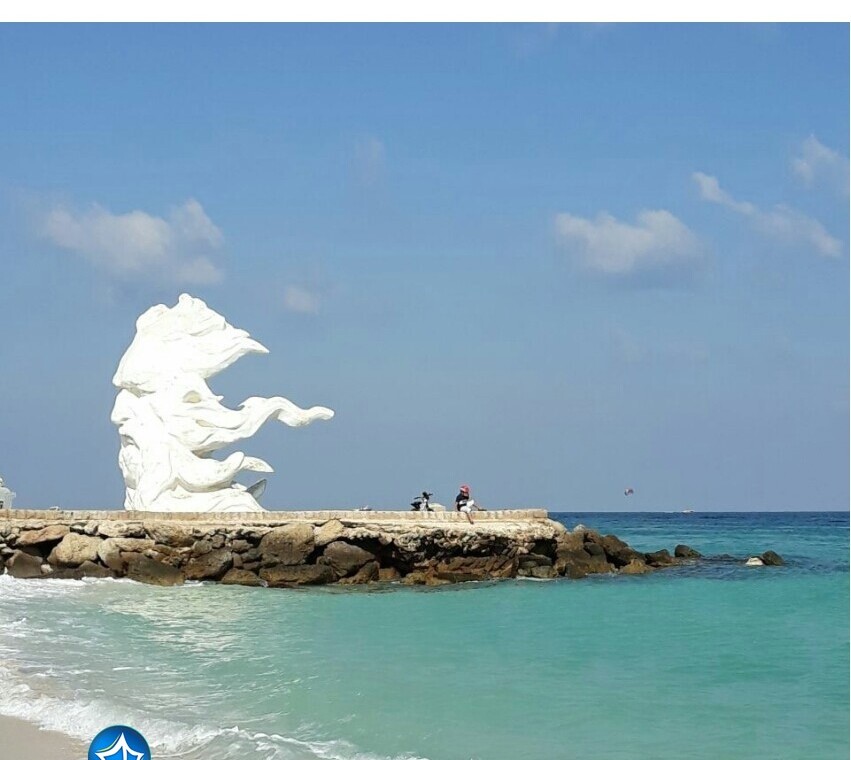 پارک ساحلی سیمرغ کیش-آدرس ساحل سیمرغ کیش- پارک ساحلی سیمرغ جزیره کیش- پارک ساحلی سیمرغ در کیش-ساحل سیمرغ کیش-مجسمه ساحل سیمرغ کیش