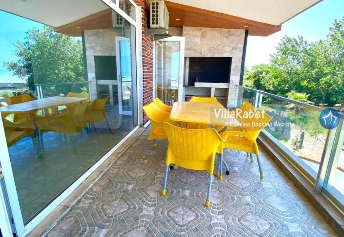 اجاره ویلا استخردار با ساحل اختصاصی در محموداباد (1)