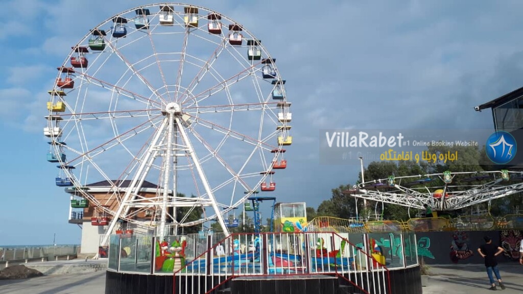 چرخ فلک شهربازی نوشهر ( پلاژ حسینی )